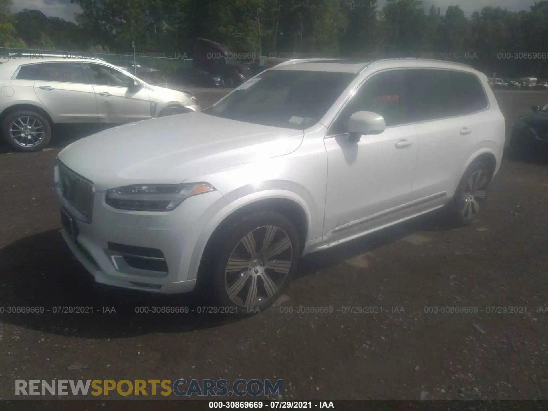 2 Photograph of a damaged car YV4A22PL4M1725916 VOLVO XC90 2021