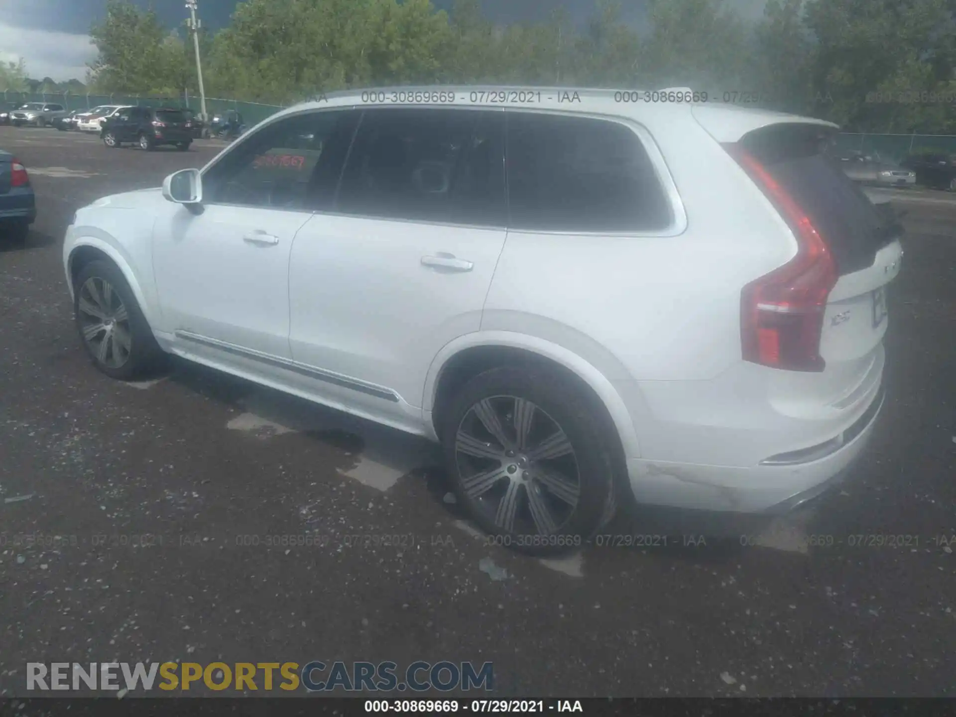 3 Photograph of a damaged car YV4A22PL4M1725916 VOLVO XC90 2021