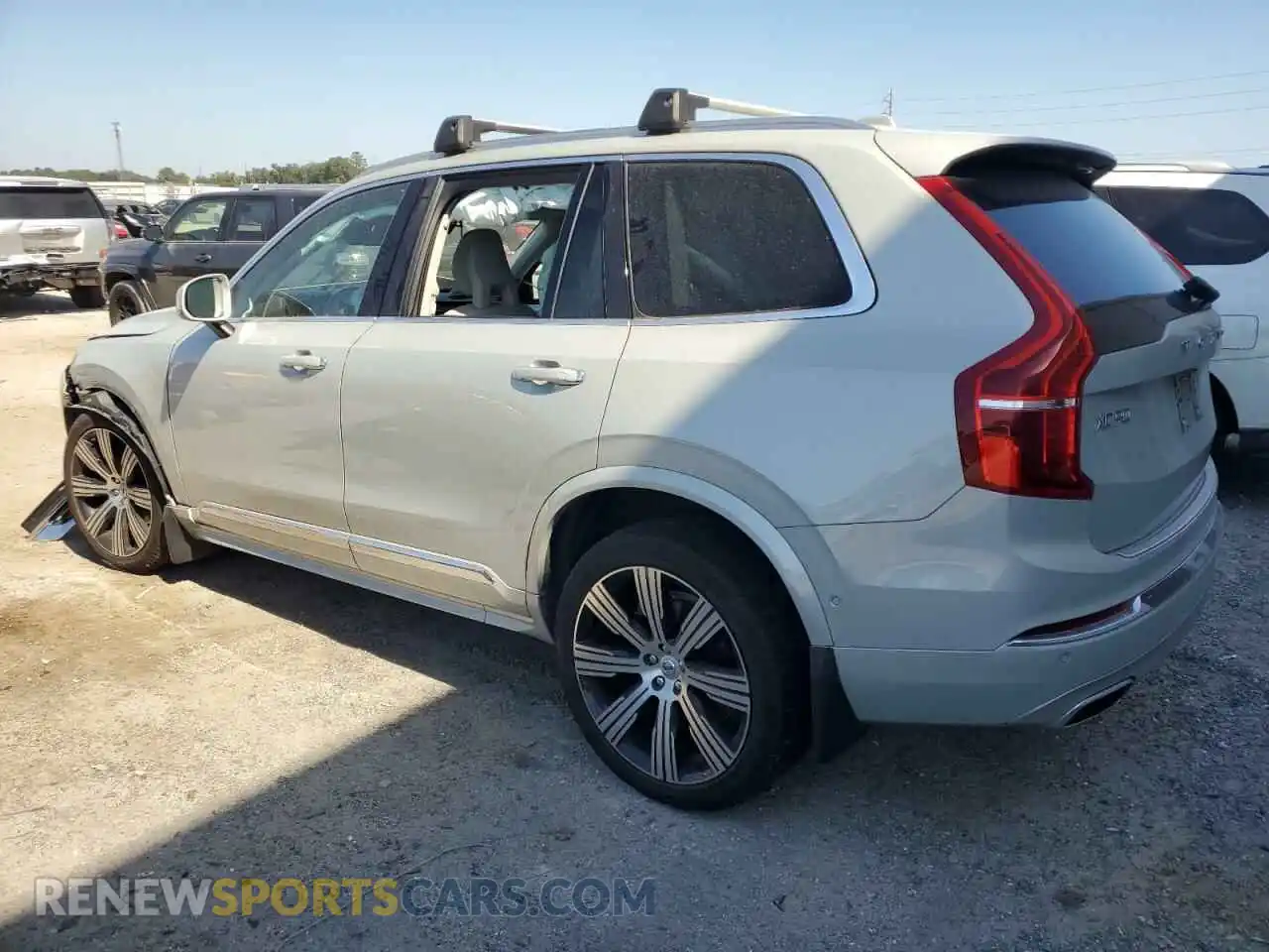 2 Photograph of a damaged car YV4A22PL6M1758996 VOLVO XC90 2021
