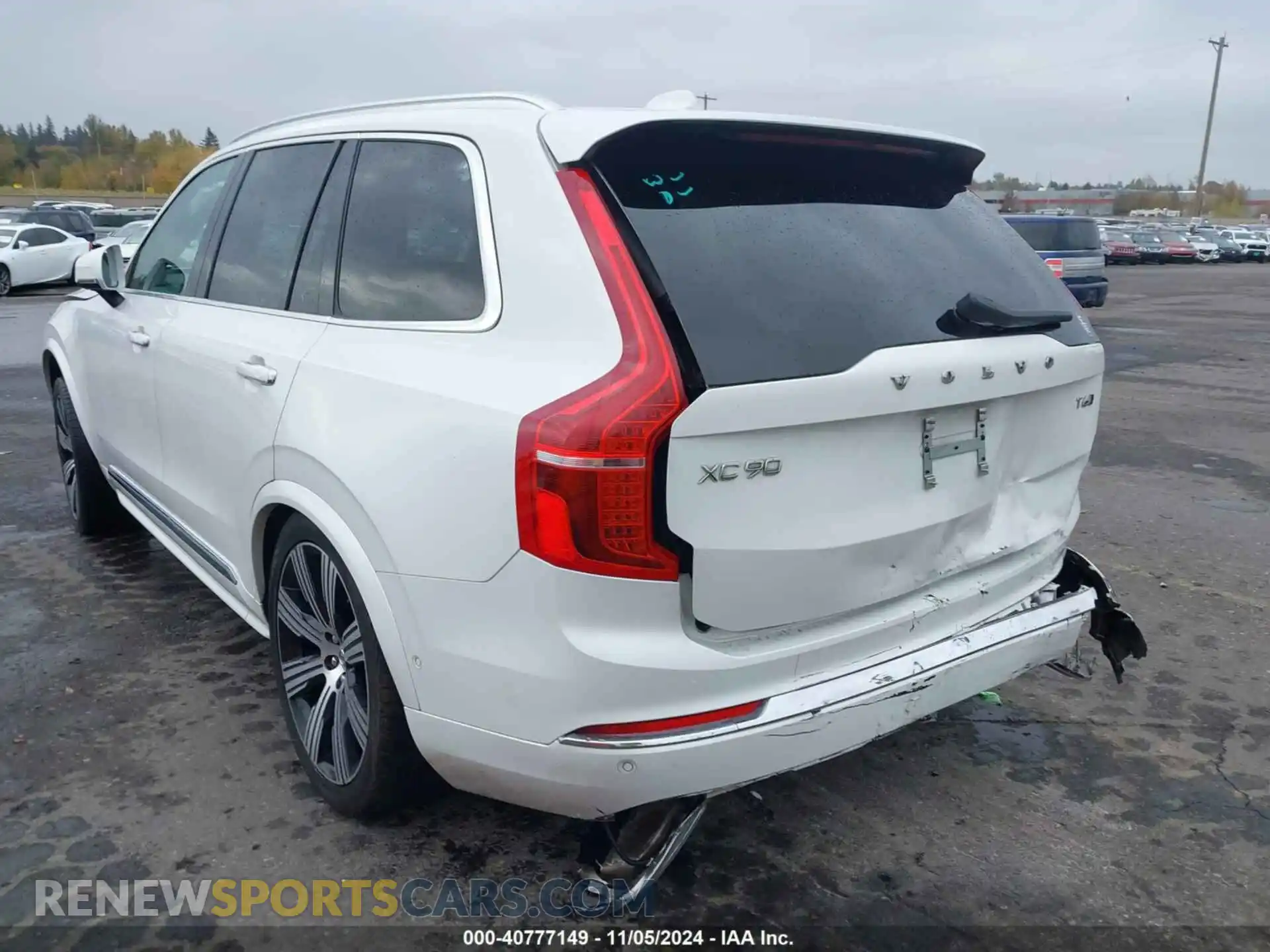 3 Photograph of a damaged car YV4A22PL7M1724212 VOLVO XC90 2021