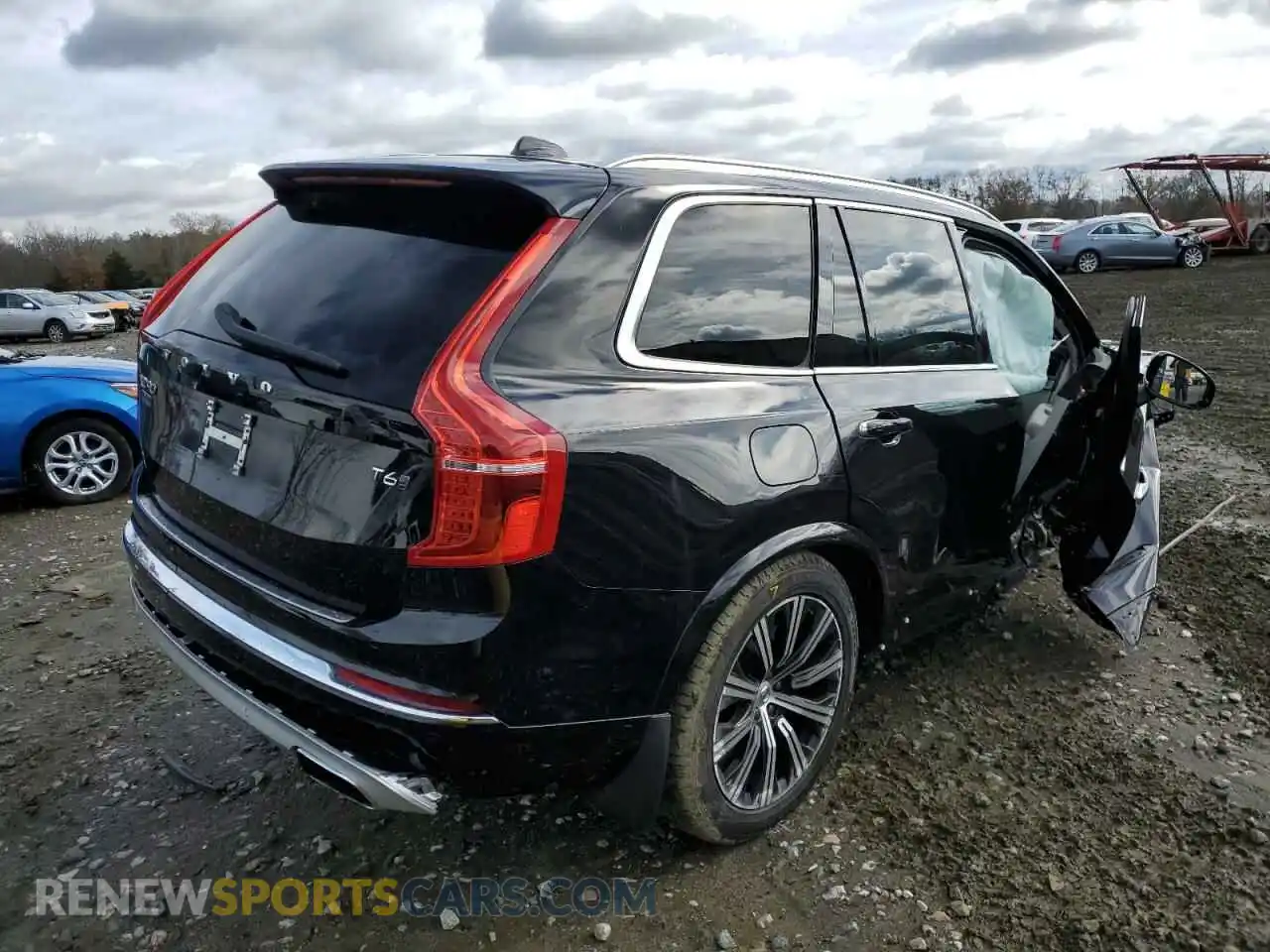 3 Photograph of a damaged car YV4A22PL7M1737963 VOLVO XC90 2021
