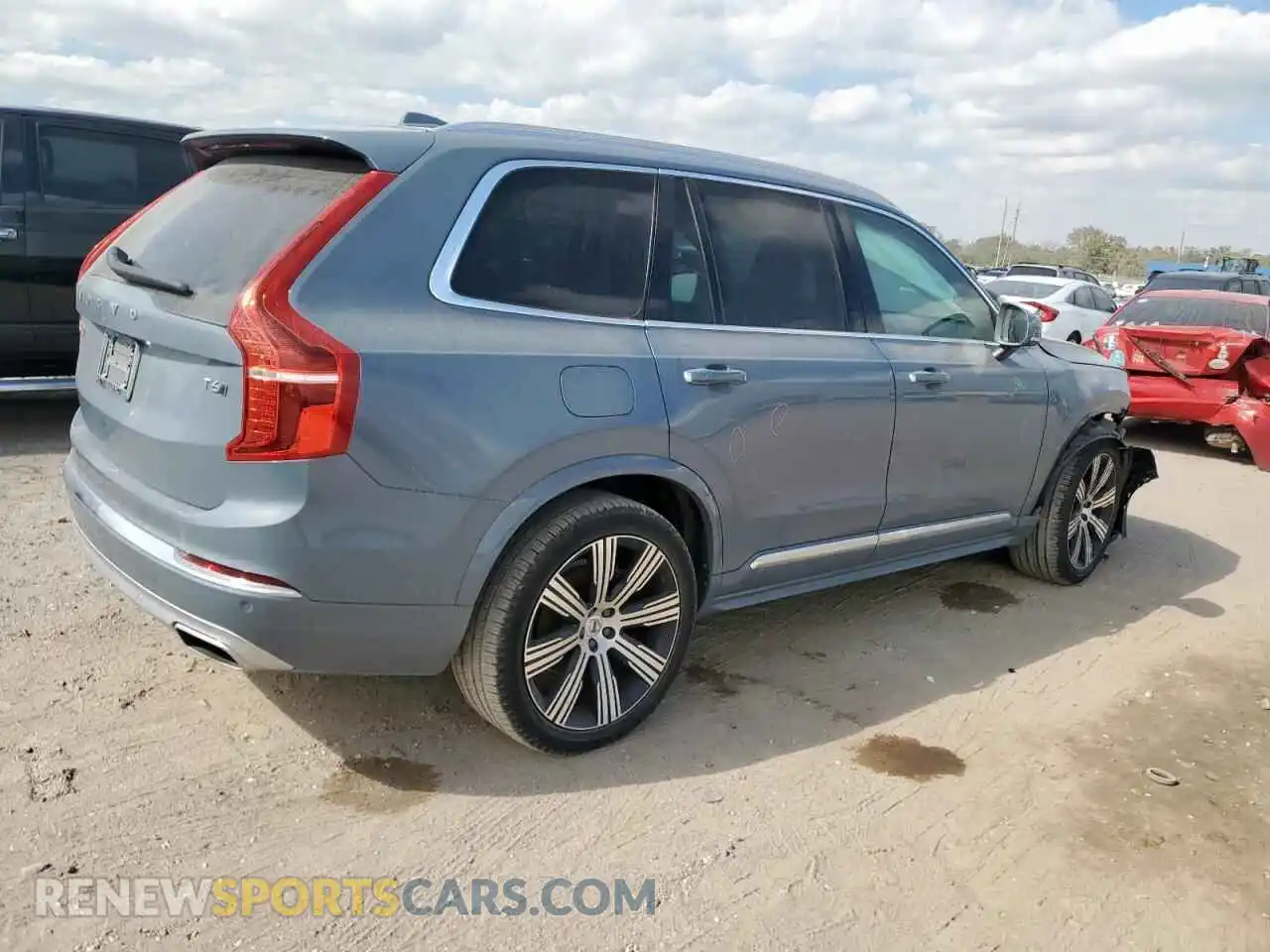 3 Photograph of a damaged car YV4A22PLXM1743272 VOLVO XC90 2021