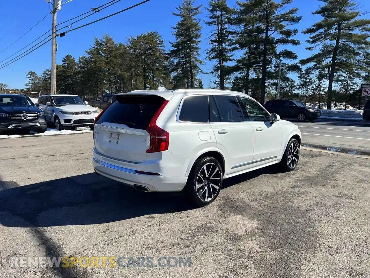 3 Photograph of a damaged car YV4BR0CK7M1700459 VOLVO XC90 2021