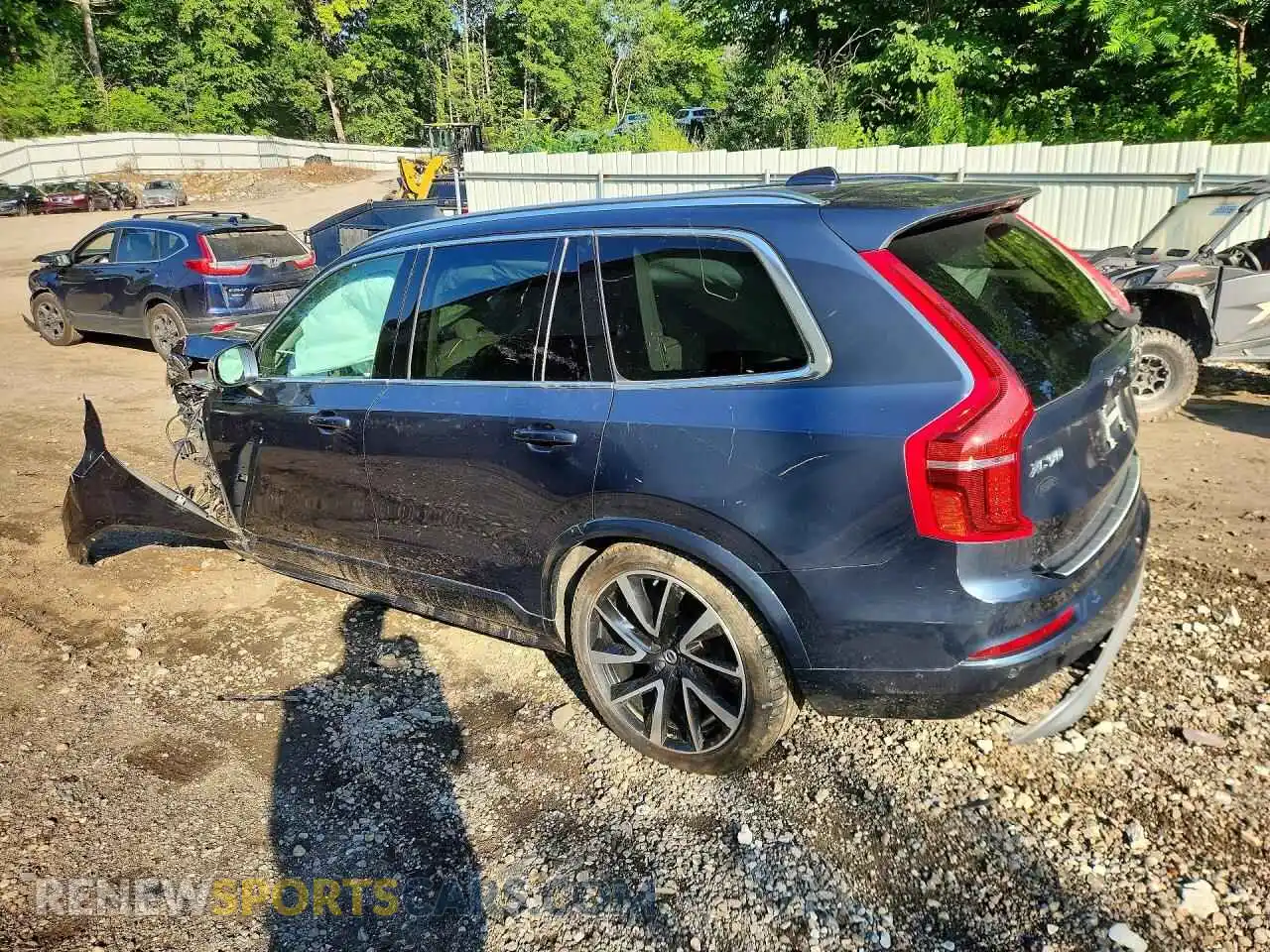 2 Photograph of a damaged car YV4A221KXN1841719 VOLVO XC90 2022