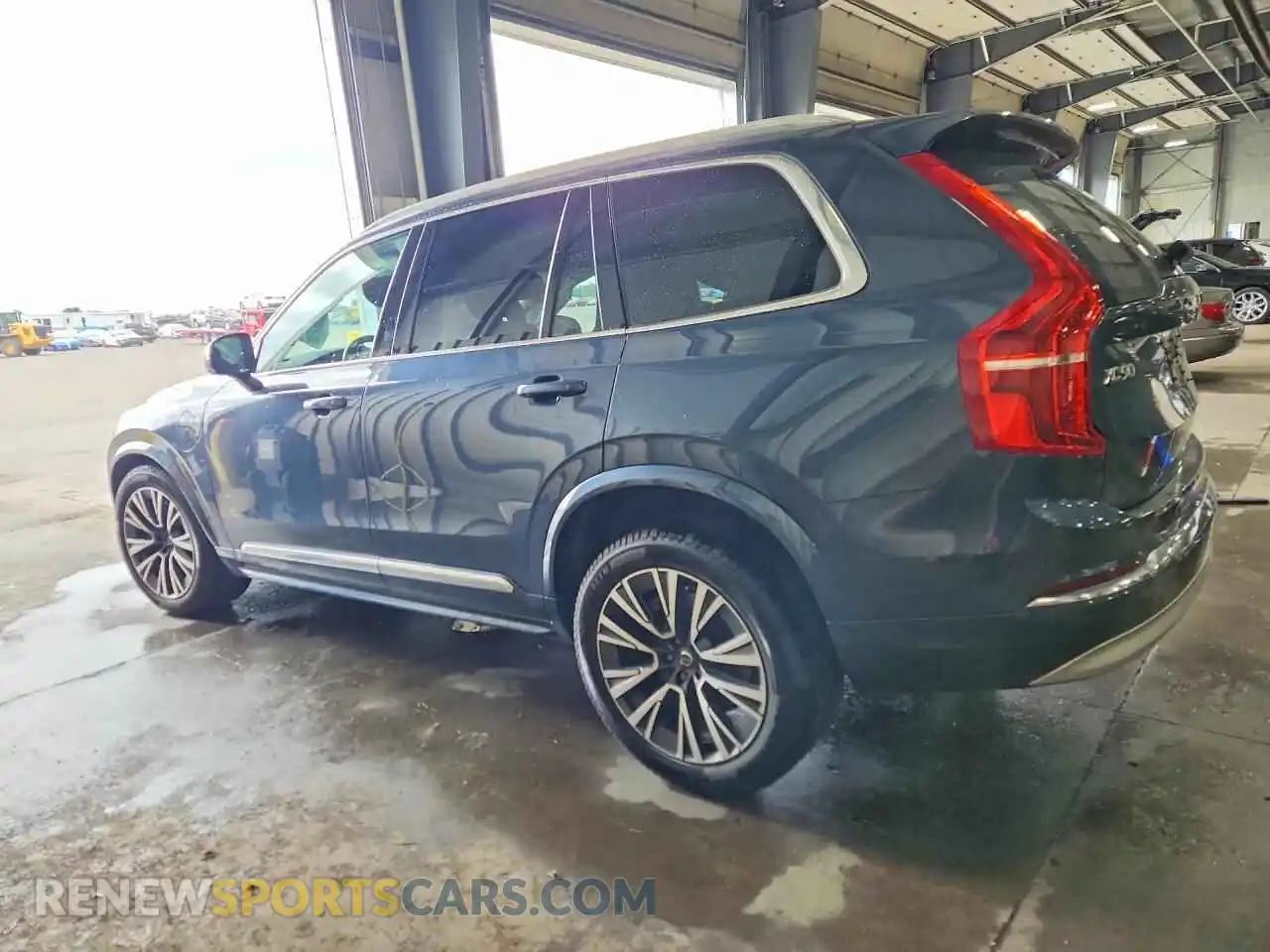 2 fotografías del automóvil dañado YV4H600Z2N1832079 VOLVO XC90 2022
