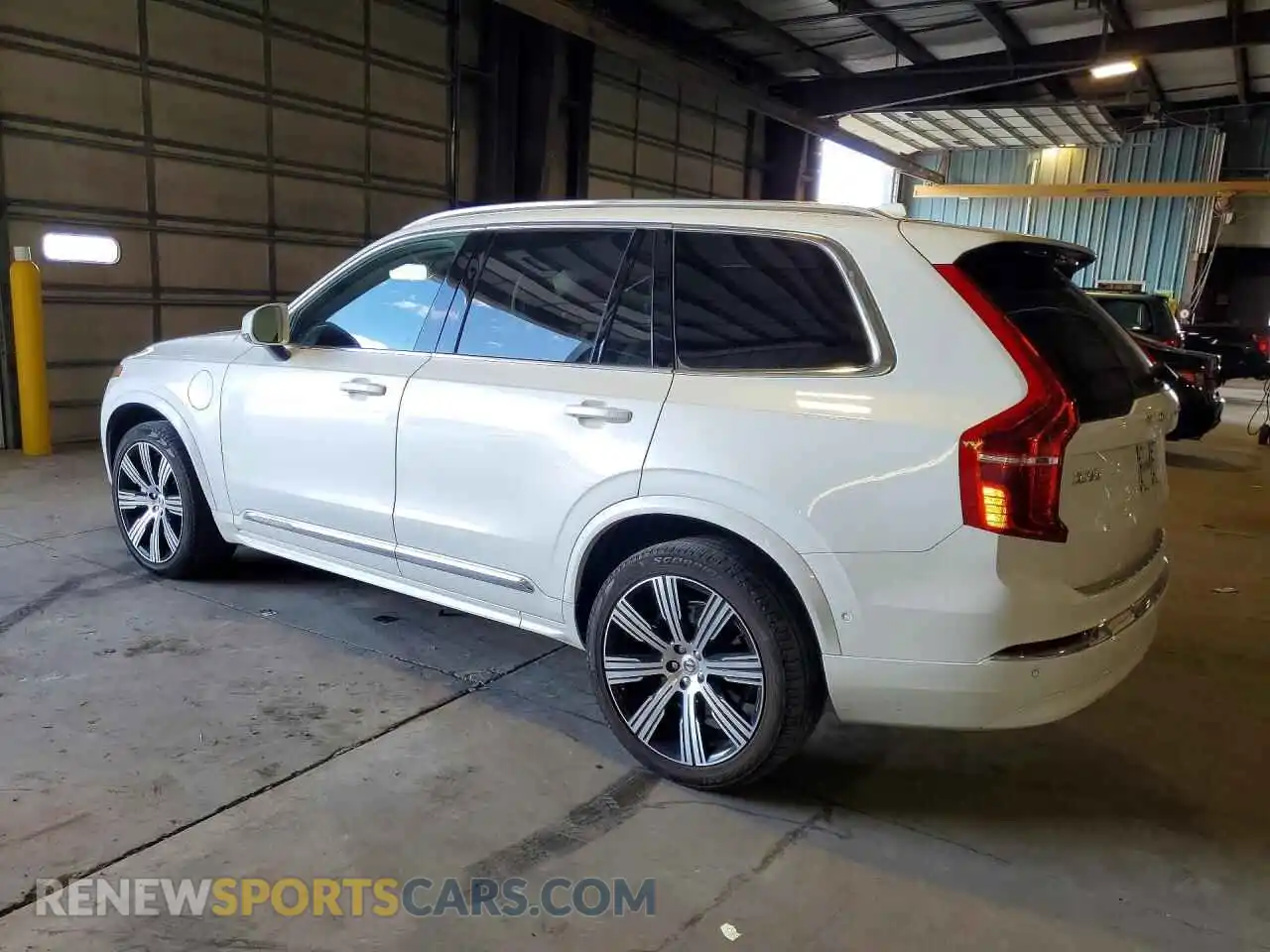 2 Photograph of a damaged car YV4H60LF7R1205742 VOLVO XC90 2024
