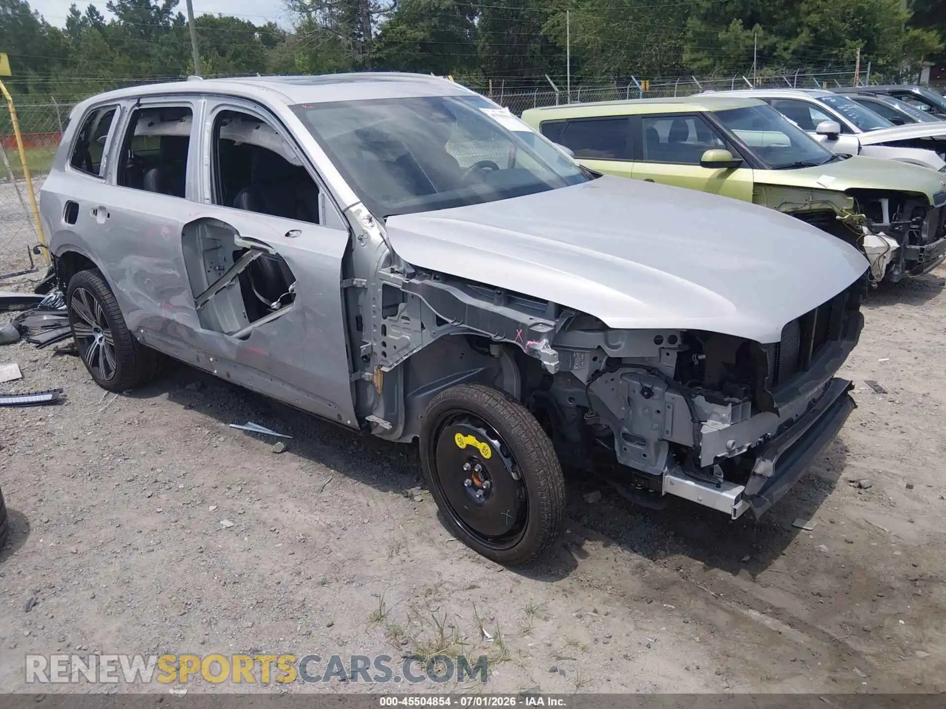 1 Photograph of a damaged car YV4L12PE0R1237261 VOLVO XC90 2024