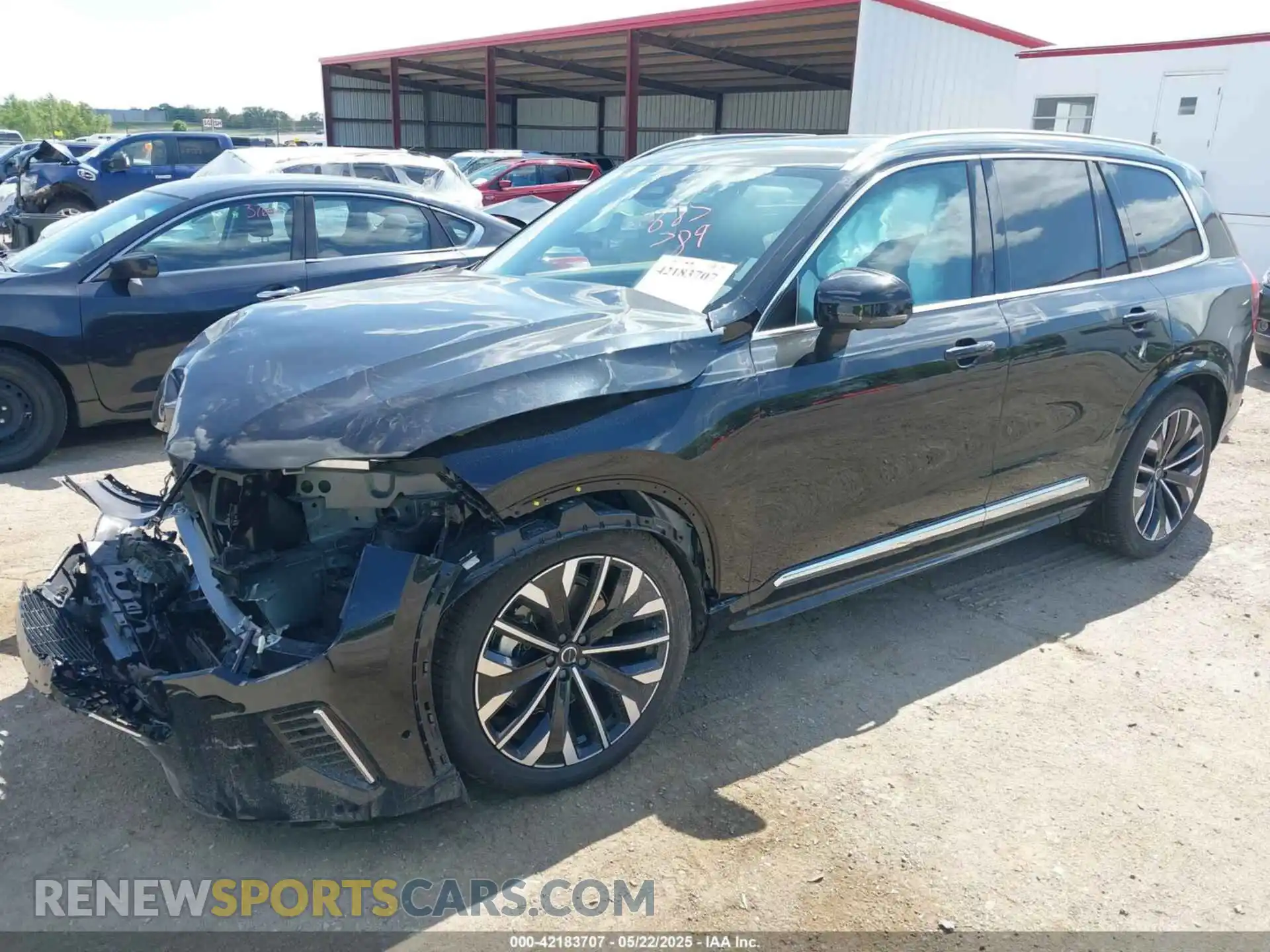 2 Photograph of a damaged car YV4062JB6S1373774 VOLVO XC90 2025