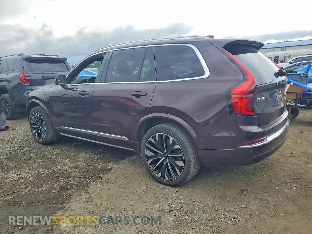 2 Photograph of a damaged car YV4H60JBXS1371016 VOLVO XC90 2025