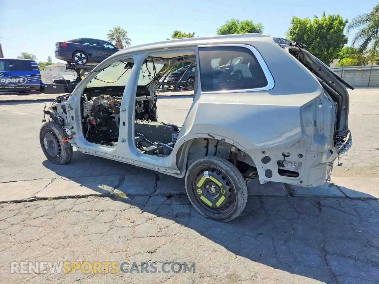 2 Photograph of a damaged car YV4H60PE0T1497808 VOLVO XC90 2026