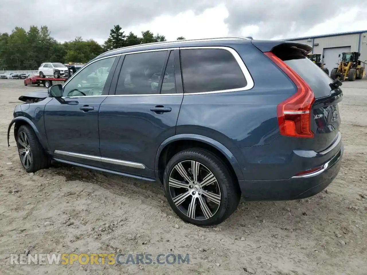 2 fotografías del automóvil dañado YV4H600N7P1982270 VOLVO XC90 PLUS 2023