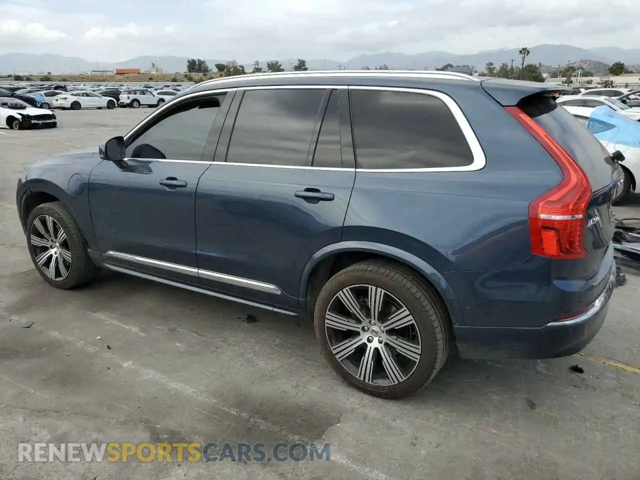 2 fotografías del automóvil dañado YV4H60CN7P1988937 VOLVO XC90 PLUS 2023