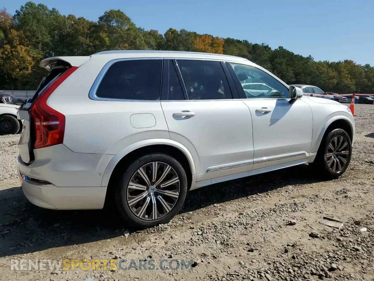 3 Photograph of a damaged car YV4L12PN8P1937896 VOLVO XC90 PLUS 2023