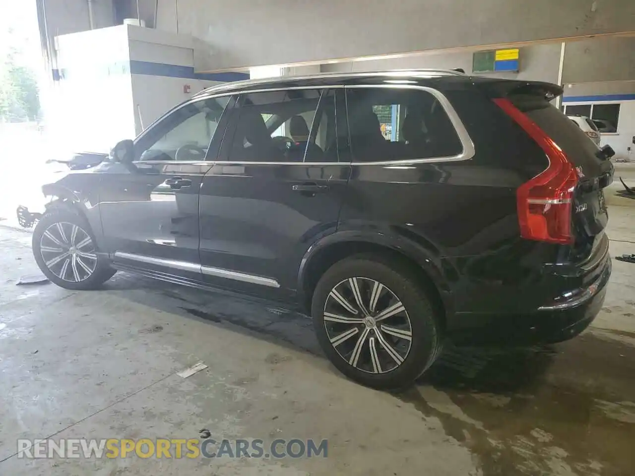 2 Photograph of a damaged car YV4062PE1R1181724 VOLVO XC90 PLUS 2024