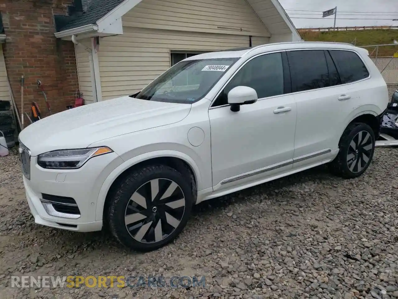 1 fotografías del automóvil dañado YV4H60CE1R1223807 VOLVO XC90 PLUS 2024
