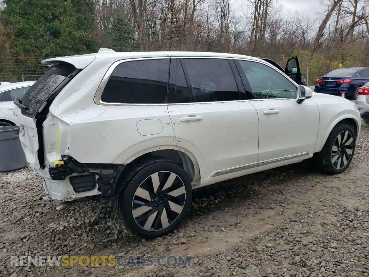 3 fotografías del automóvil dañado YV4H60CE1R1223807 VOLVO XC90 PLUS 2024