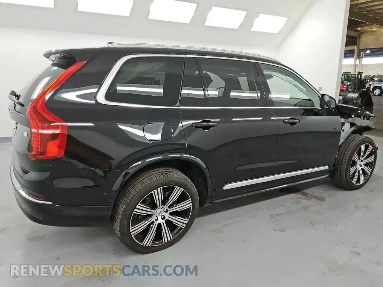 3 Photograph of a damaged car YV4H60CE4R1258471 VOLVO XC90 PLUS 2024