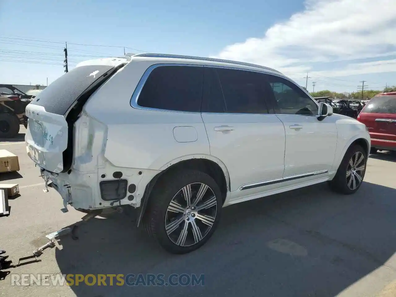 3 Photograph of a damaged car YV4H60LE0R1176317 VOLVO XC90 PLUS 2024