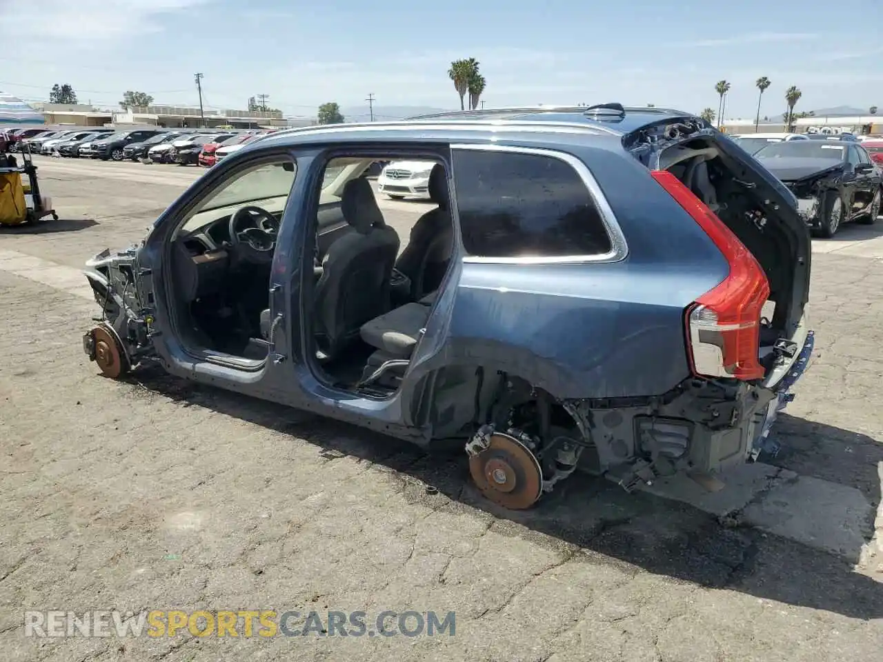 2 Photograph of a damaged car YV4L12PE2R1178827 VOLVO XC90 PLUS 2024