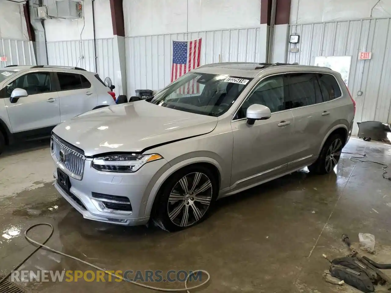 1 Photograph of a damaged car YV4L12PE2R1235950 VOLVO XC90 PLUS 2024
