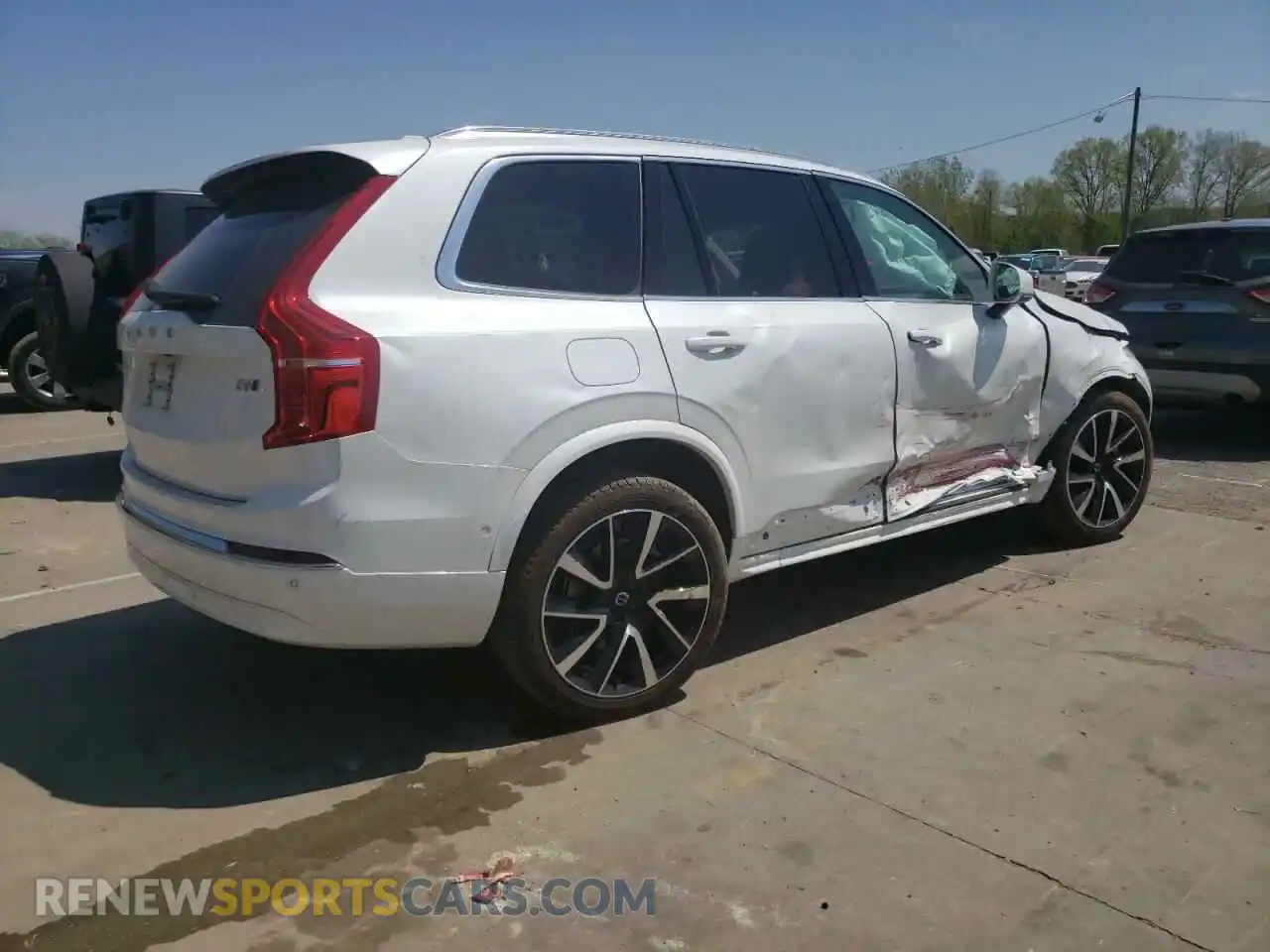 3 fotografías del automóvil dañado YV4062PEXS1335353 VOLVO XC90 PLUS 2025