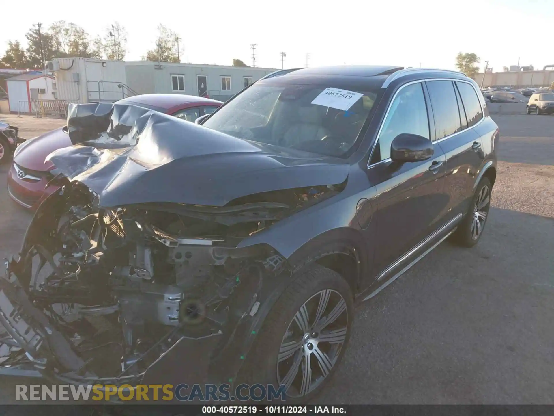 2 Photograph of a damaged car YV4H60CN8P1932165 VOLVO XC90 RECHARGE PLUG-IN HYBRID 2023