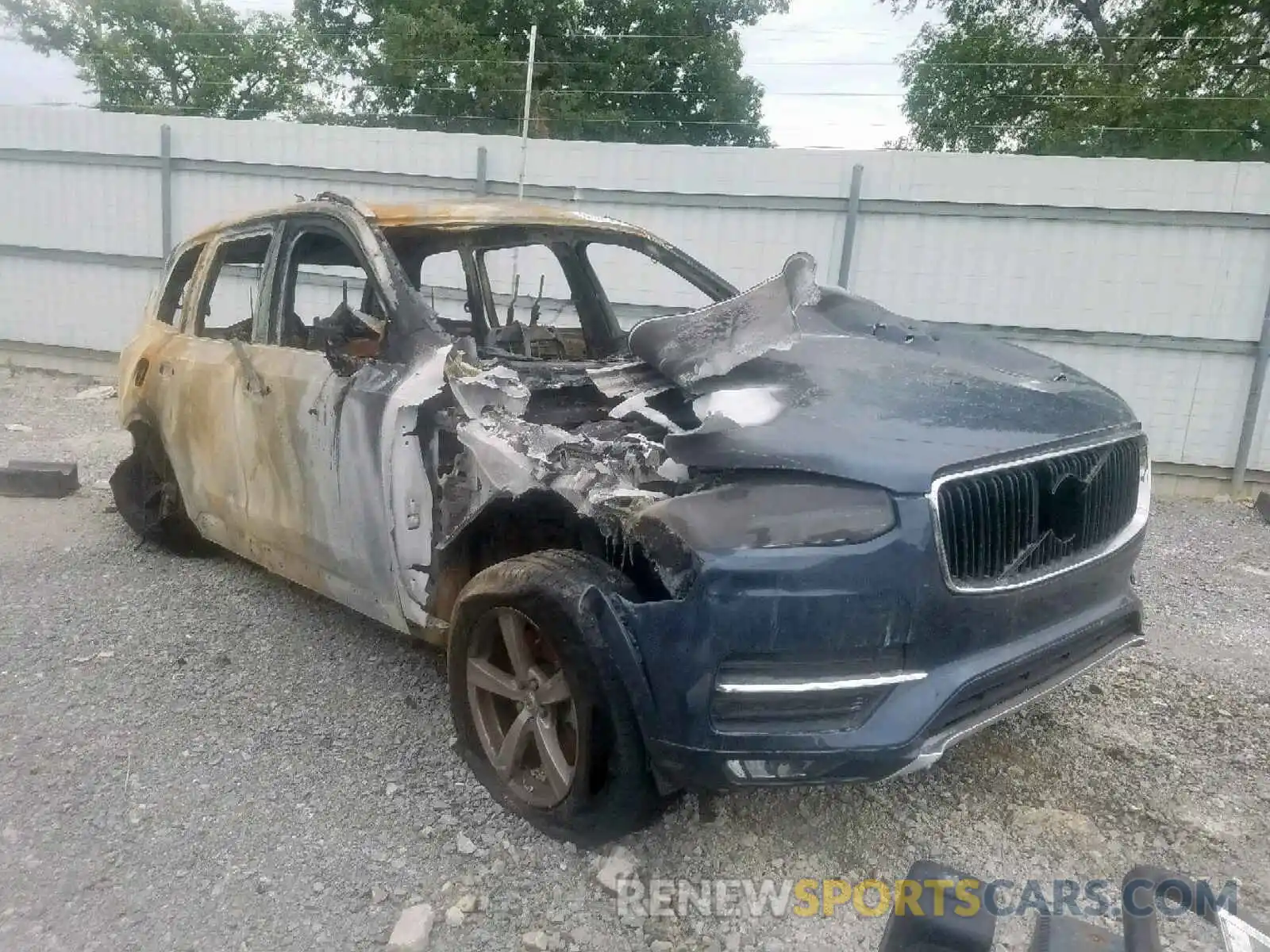 1 Photograph of a damaged car YV4102CK1K1461084 VOLVO XC90 T5 2019
