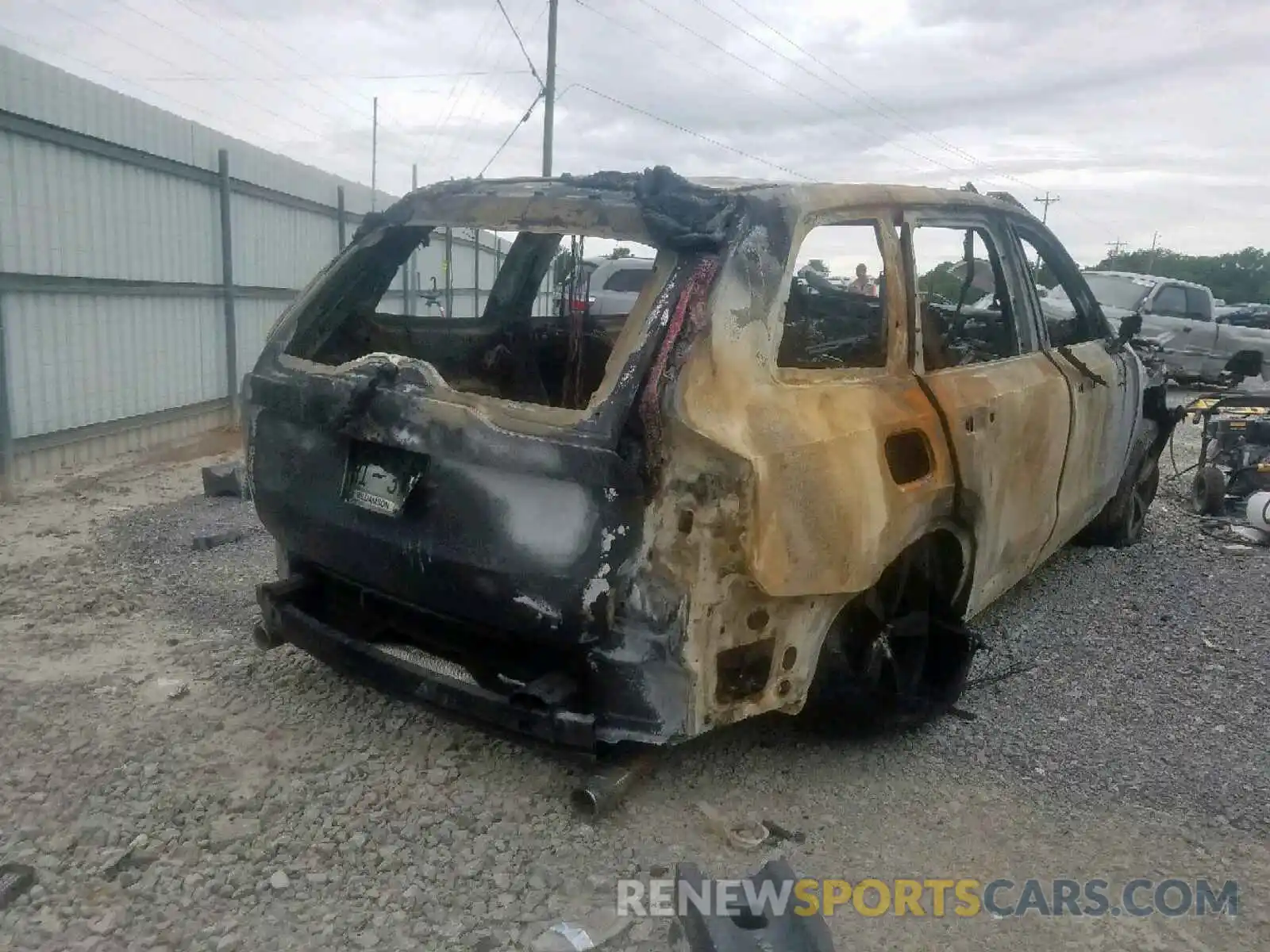 4 Photograph of a damaged car YV4102CK1K1461084 VOLVO XC90 T5 2019