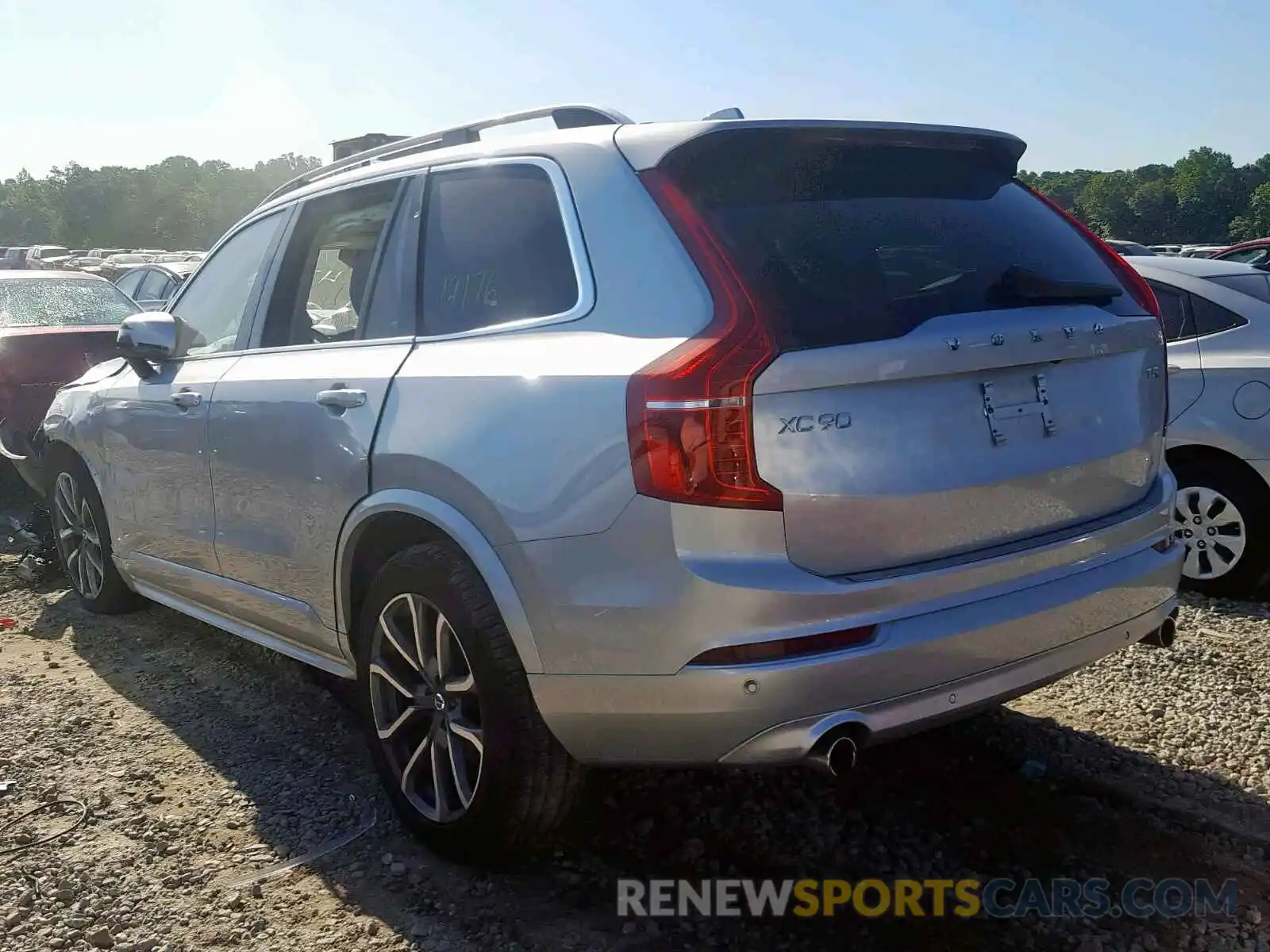 3 Photograph of a damaged car YV4102CK3K1482096 VOLVO XC90 T5 2019