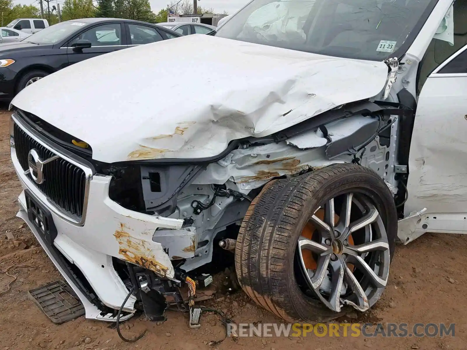 9 Photograph of a damaged car YV4A22PK1K1457864 VOLVO XC90 T6 2019